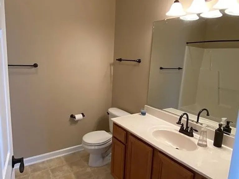 3015 Winston Dr #114 — Photo 20