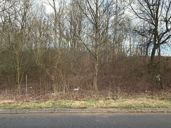 1918 Hammerhill Rd, Athens, TN 37303