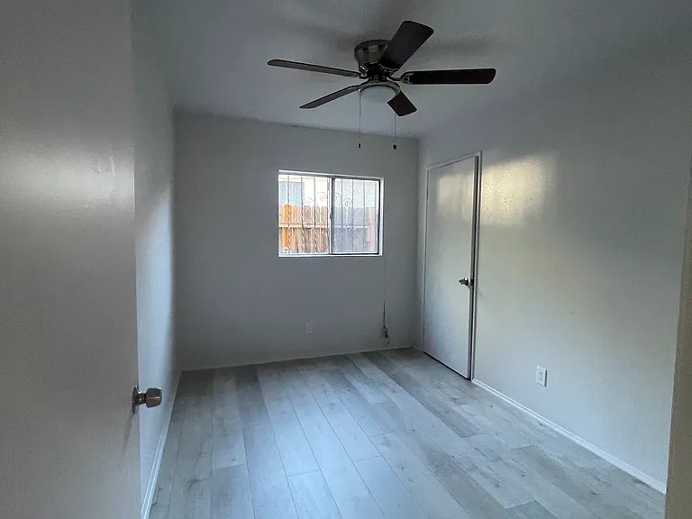 118 E 84th Pl #3 — Photo 8