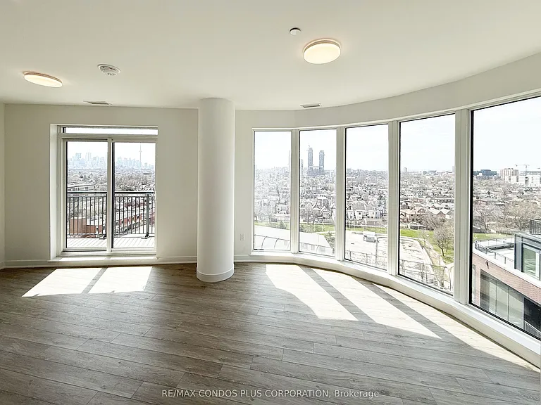 1185 Dupont St #1019 — Photo 8