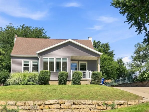 655 Levi St, Dubuque, IA 52003