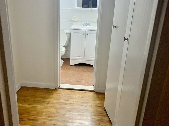 3rd image of 2335 Broadway APT 2H