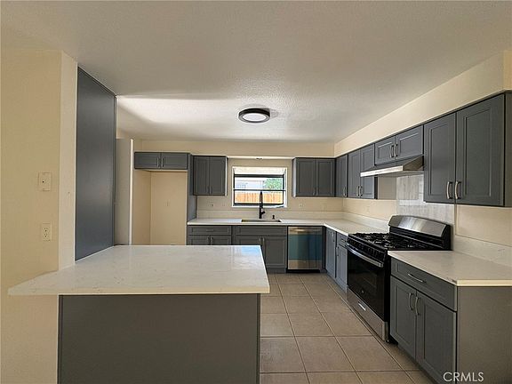 3rd image of 13233 E End Ave