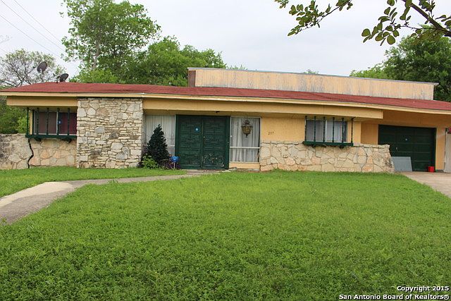 1st image of 207 Amador