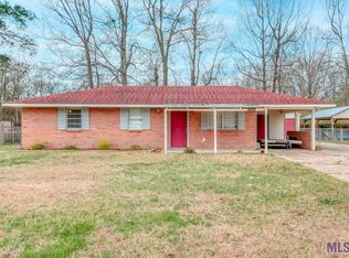 34915 Gravesbriar Dr, Denham Springs, LA 70706