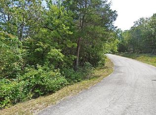 32 & 33 Isleta Dr, Cherokee Village, AR 72529