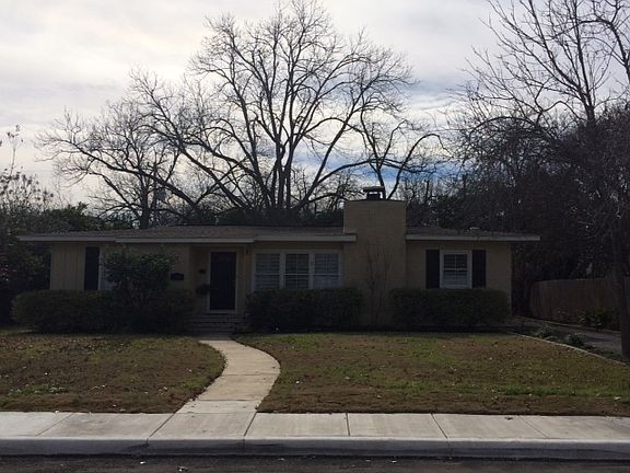 3rd image of 114 Larkwood Dr