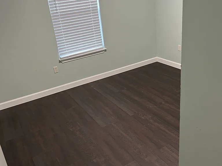527 W Rose Ave — Photo 11