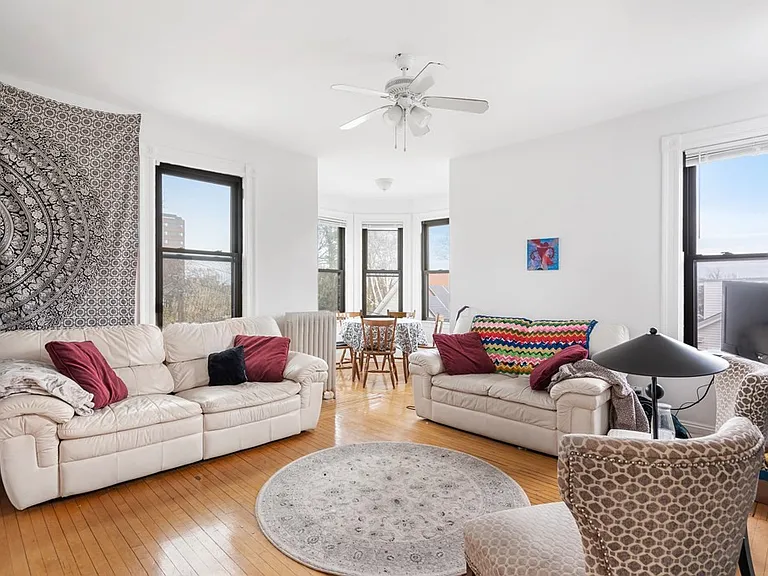 56 Walnut St #2 — Photo 6