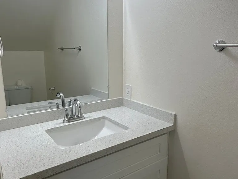 2120 Mountain View Rd — Photo 6