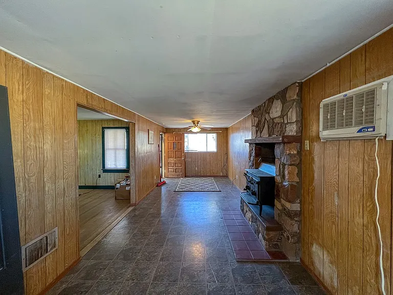 2500 W Highway 90 — Photo 10