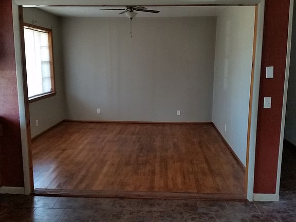4th image of 307 Sequoyah St