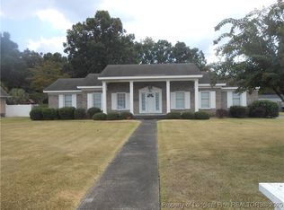 196 Kensington St, Lumberton, NC 28358