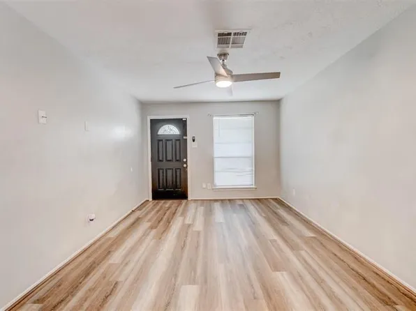 16927 Faring Rd, Houston, TX 77049