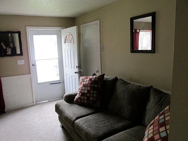 7515 Monrovia St — Photo 4