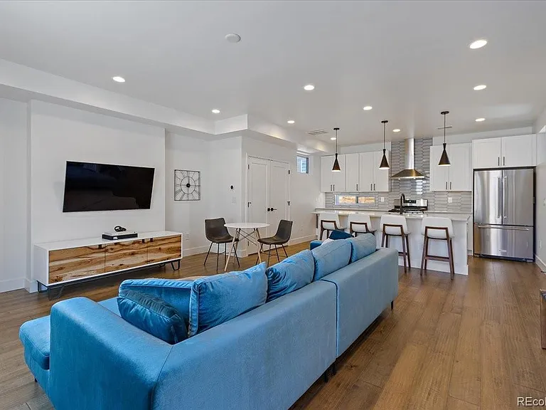 2929 Lawrence St #3 — Photo 2