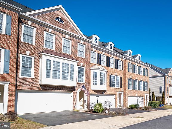 2nd image of 14366 Verde Pl
