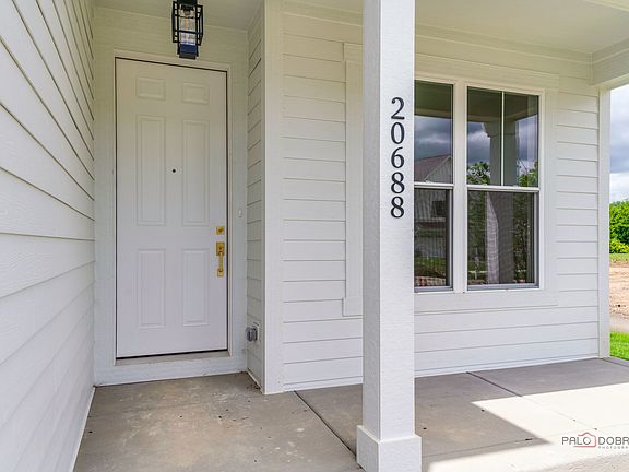 3rd image of 20688 Oliver Ct