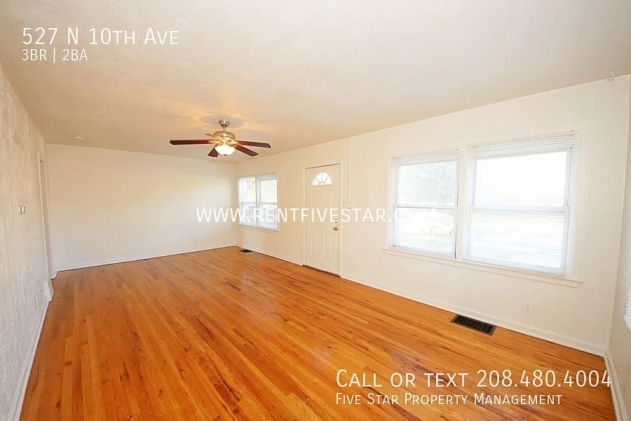Spacious Duplex Near Idaho State University! — Photo 3