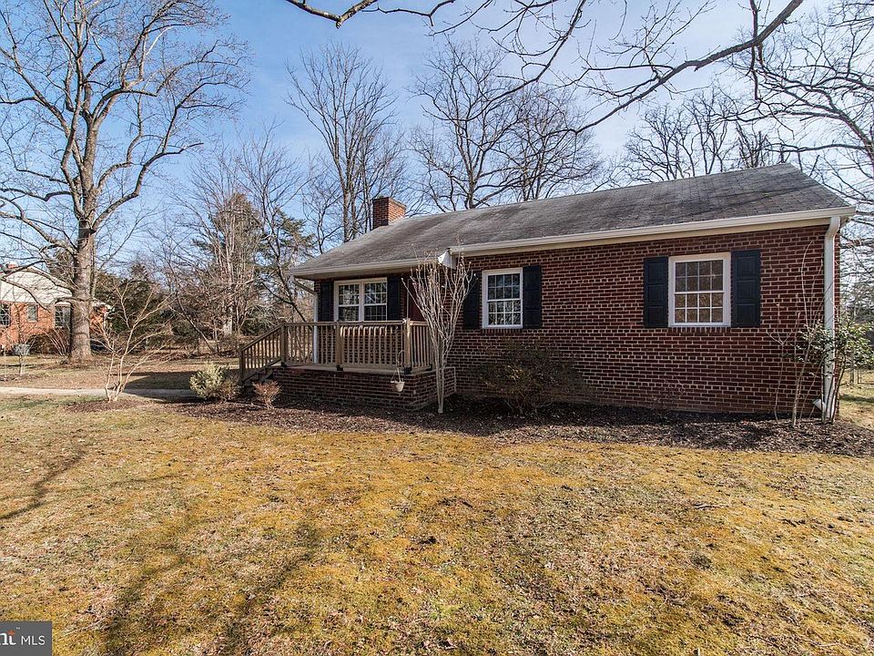 1st image of 4117 Oak Hill Dr