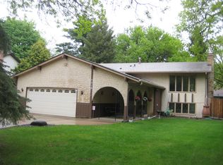 7516 Florida Ave N, Brooklyn Park, MN 55428