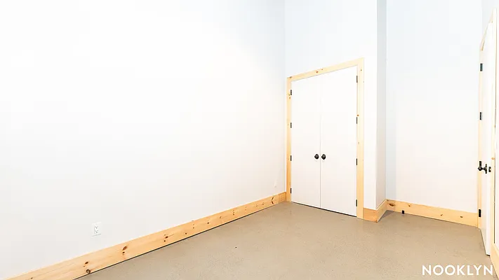 Rented by Nooklyn NYC LLC | media 41