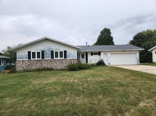 305 Oconnor St, Lakefield, MN 56150