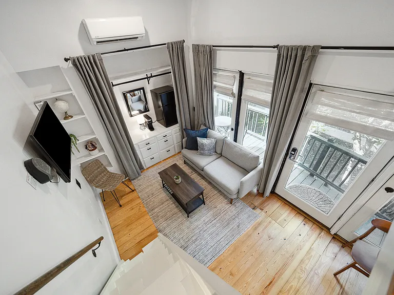33 1/2 Cannon St #403 — Photo 22