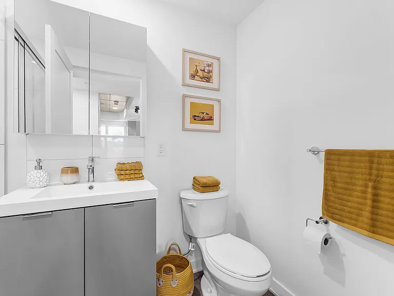 1655 Carling Ave — Photo 21