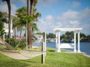 1501 Eden Isle Blvd NE APT 53, St Petersburg, FL 33704