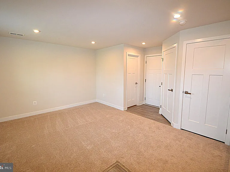 11328 Willow Green Cir — Photo 3