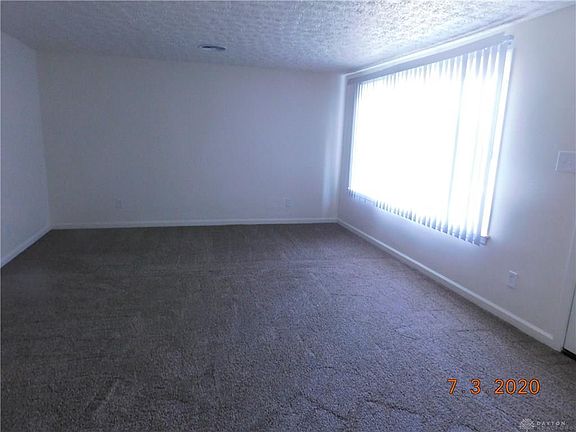 5th image of 1212 Hollyhill Dr