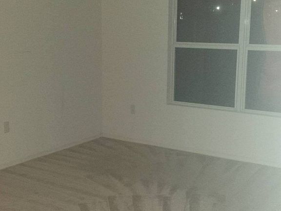 4th image of 11217 Running Pine Dr