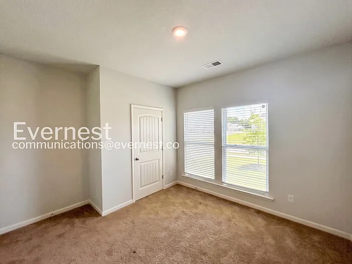 8329 Gum Pond Dr — Photo 12