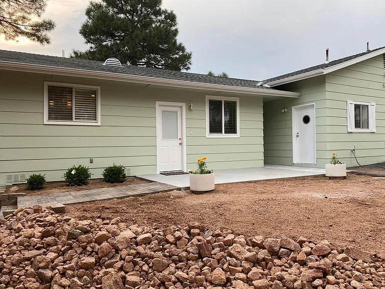 600 S Mud Springs Rd — Photo 3