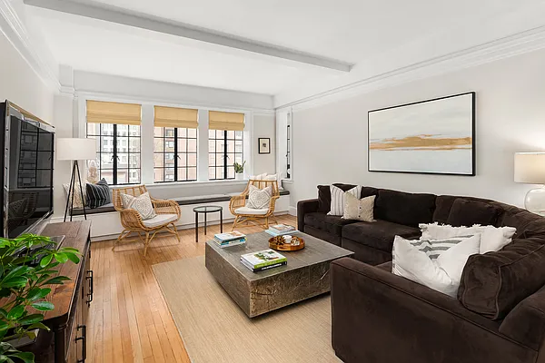 Sold by Compass | media 1