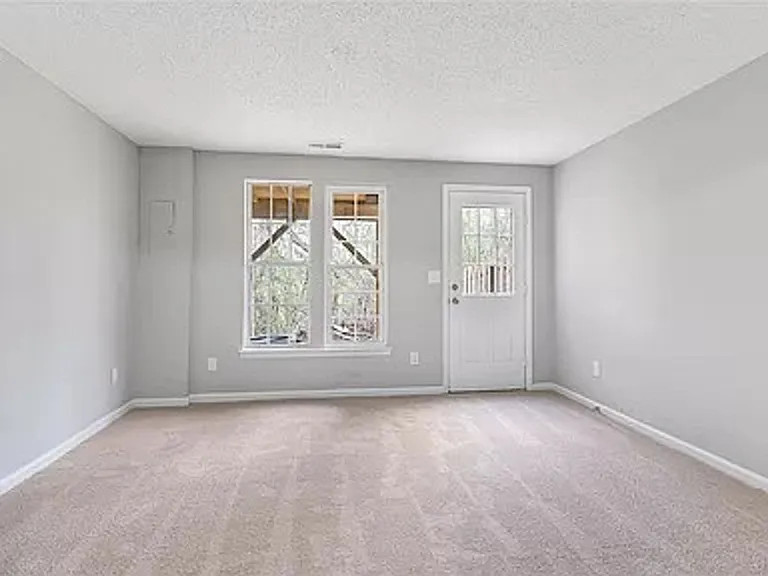 531 Lex Dr — Photo 22