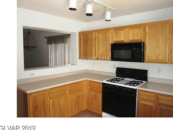 4th image of 4905 River Splash Ave