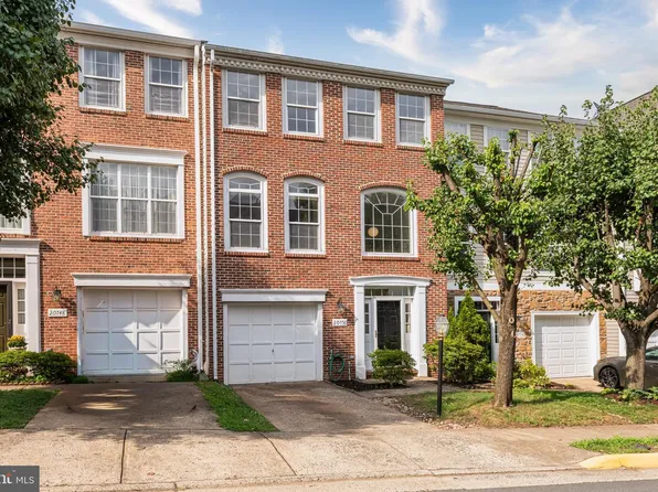 20750 Bridalveil Falls Ter, Sterling, VA 20165