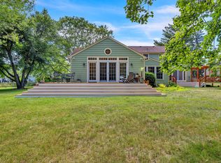 45 Farview Ave, Old Saybrook, CT 06475