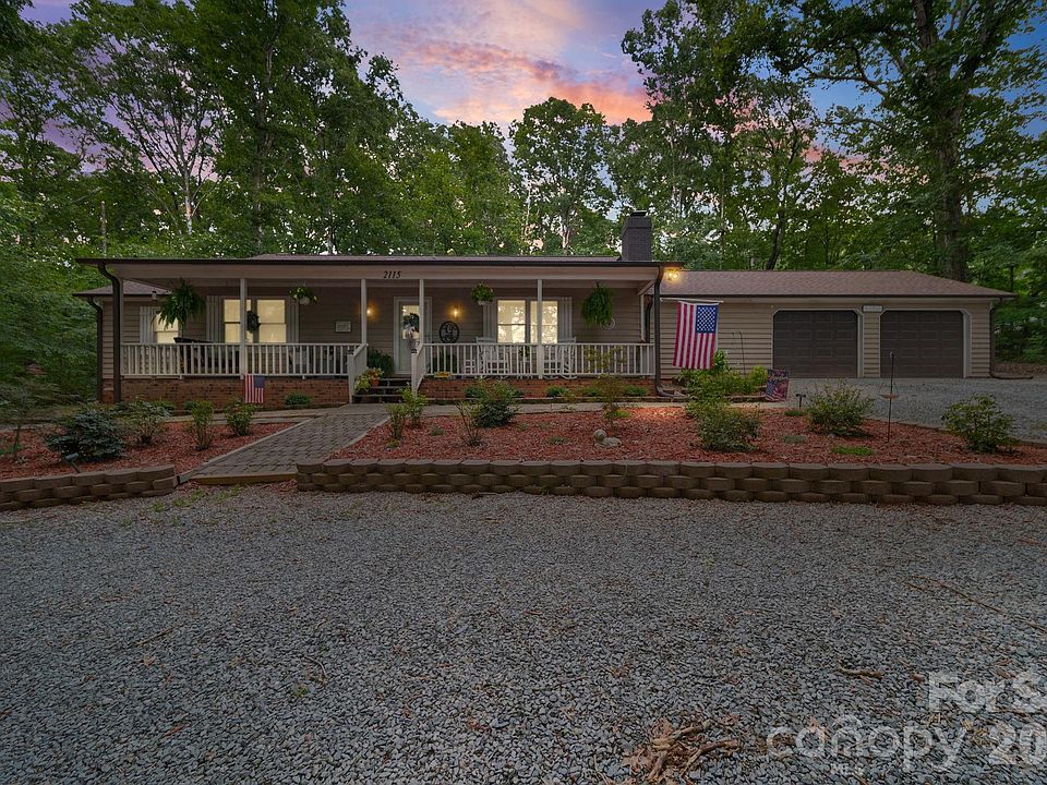 1st image of 2115 Acorn Ln