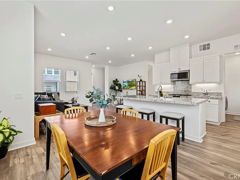 27005 Hummingbird Ln — Photo 19