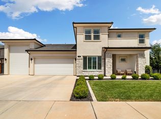 74 W Elinor Ln, Washington, UT 84780