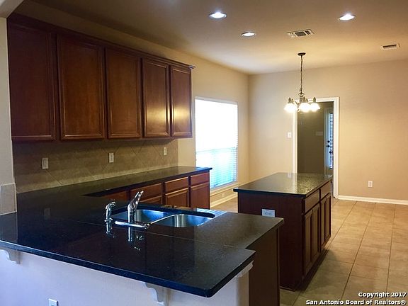 5th image of 23027 Airedale Ln