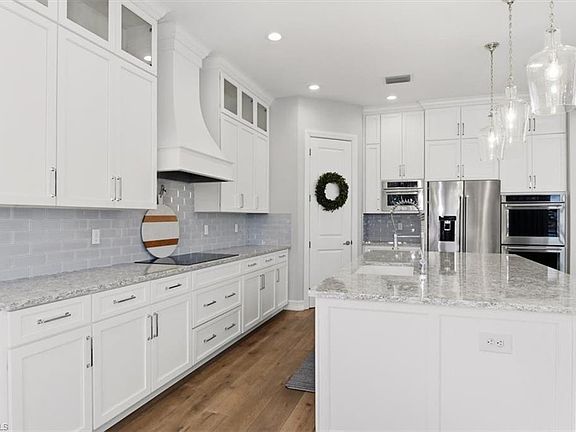 4th image of 9336 Glenforest DR