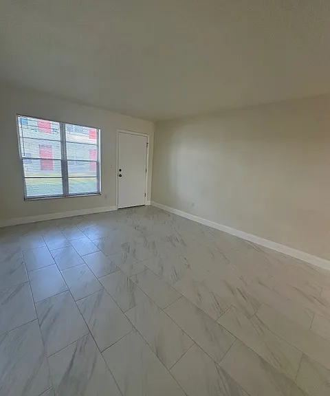 4328 Edgewater Dr #D106 — Photo 5