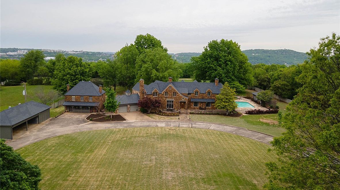 2231 S Askew Dr, Fayetteville, AR 72701 MLS 1245389 Zillow