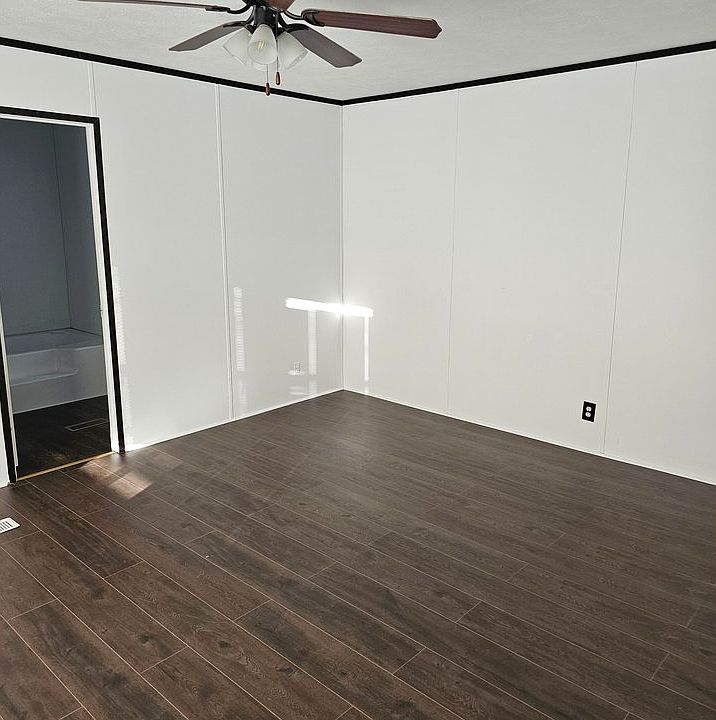 1st image of 435 N 35th Ave #450