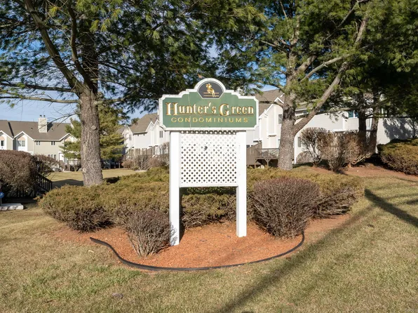 60 Steeplechase Drive #60, Newington, CT 06111