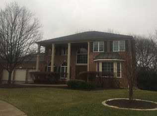 3 Rochester Ct, Algonquin, IL 60102